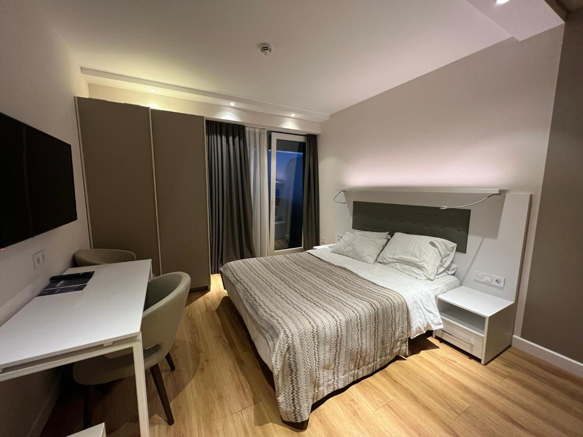 Ng Premium Apartments In Alliance Palace Batum Dış mekan fotoğraf
