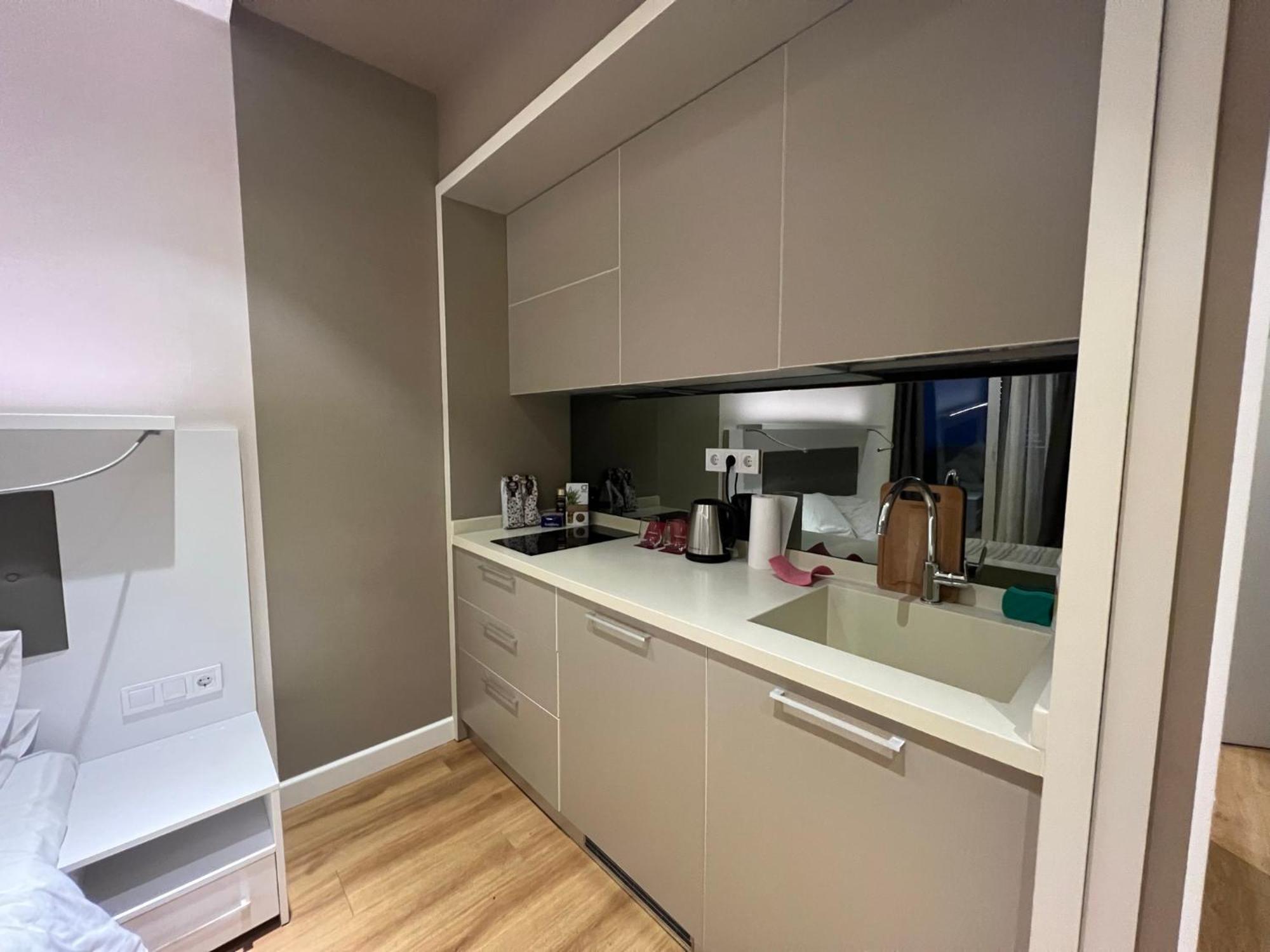 Ng Premium Apartments In Alliance Palace Batum Dış mekan fotoğraf